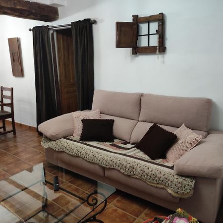 Alcoba Con Patio Del Siglo XIX Vila Villanueva de Viver Exterior foto